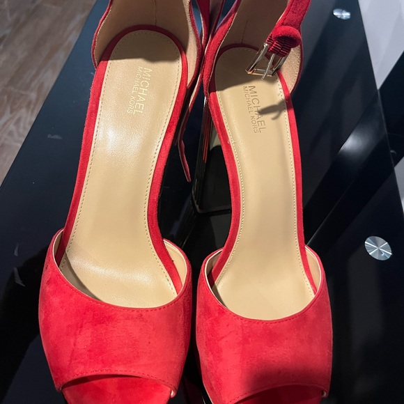 Michael Kors Red Women's Heels - Picture 4 of 15